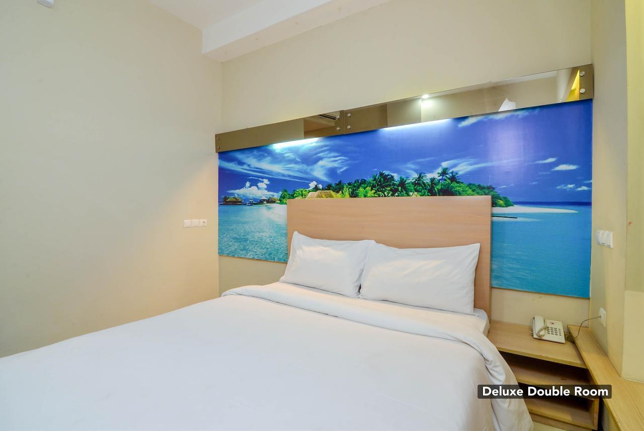 Image Hotel And Resto Бандунг Екстер'єр фото